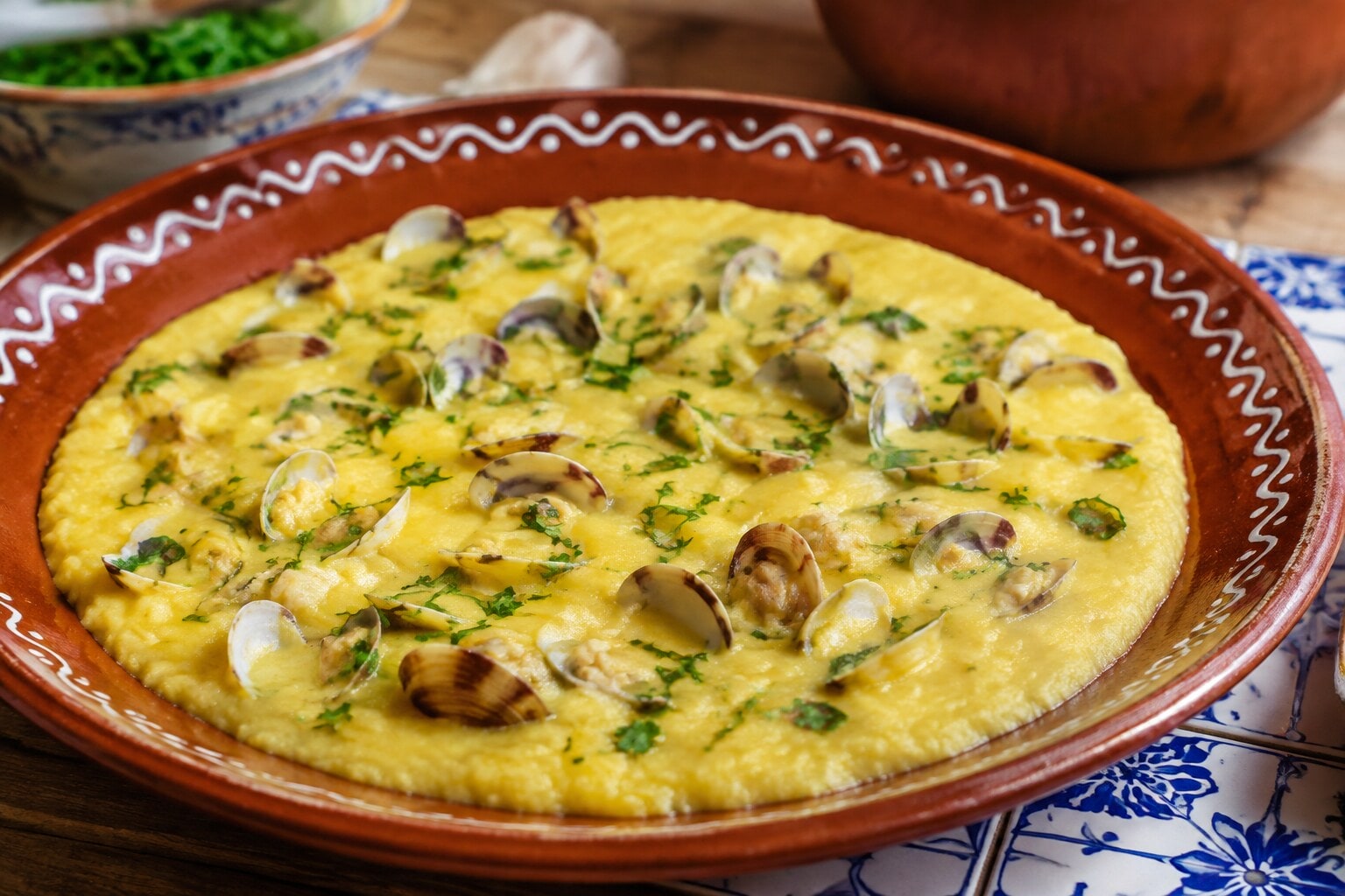 Cataplana de amêijoas del Algarve, especialidad tradicional de la gastronomía portuguesa