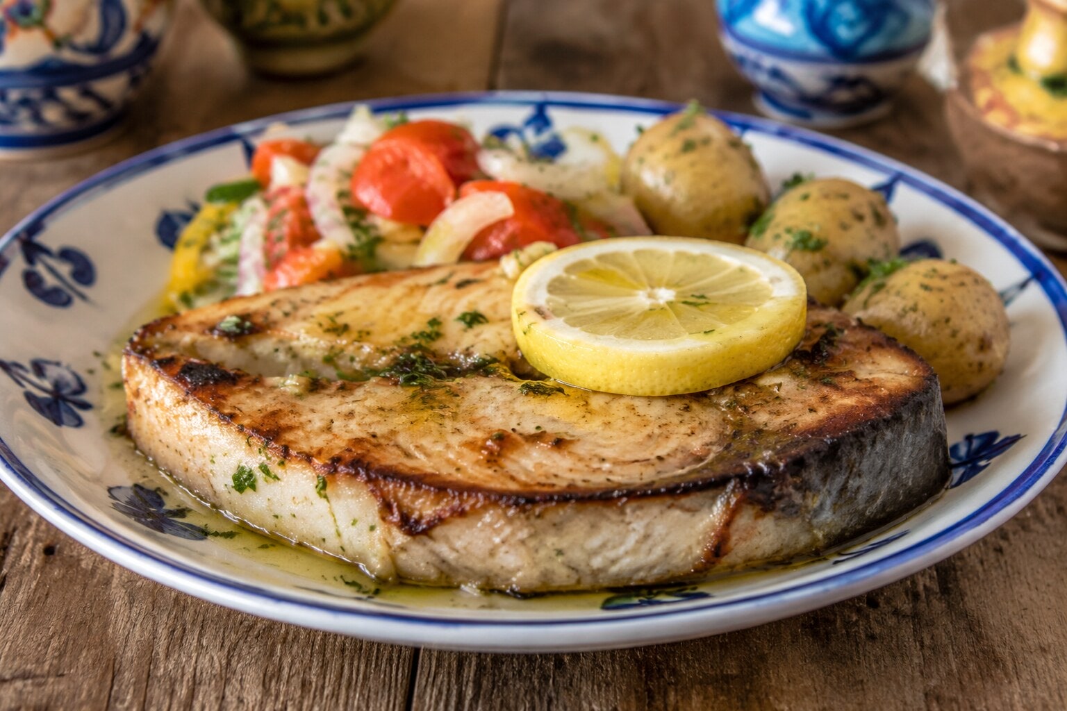 Filetes de peixe-espada preto de Madeira, especialidad tradicional de la gastronomía portuguesa